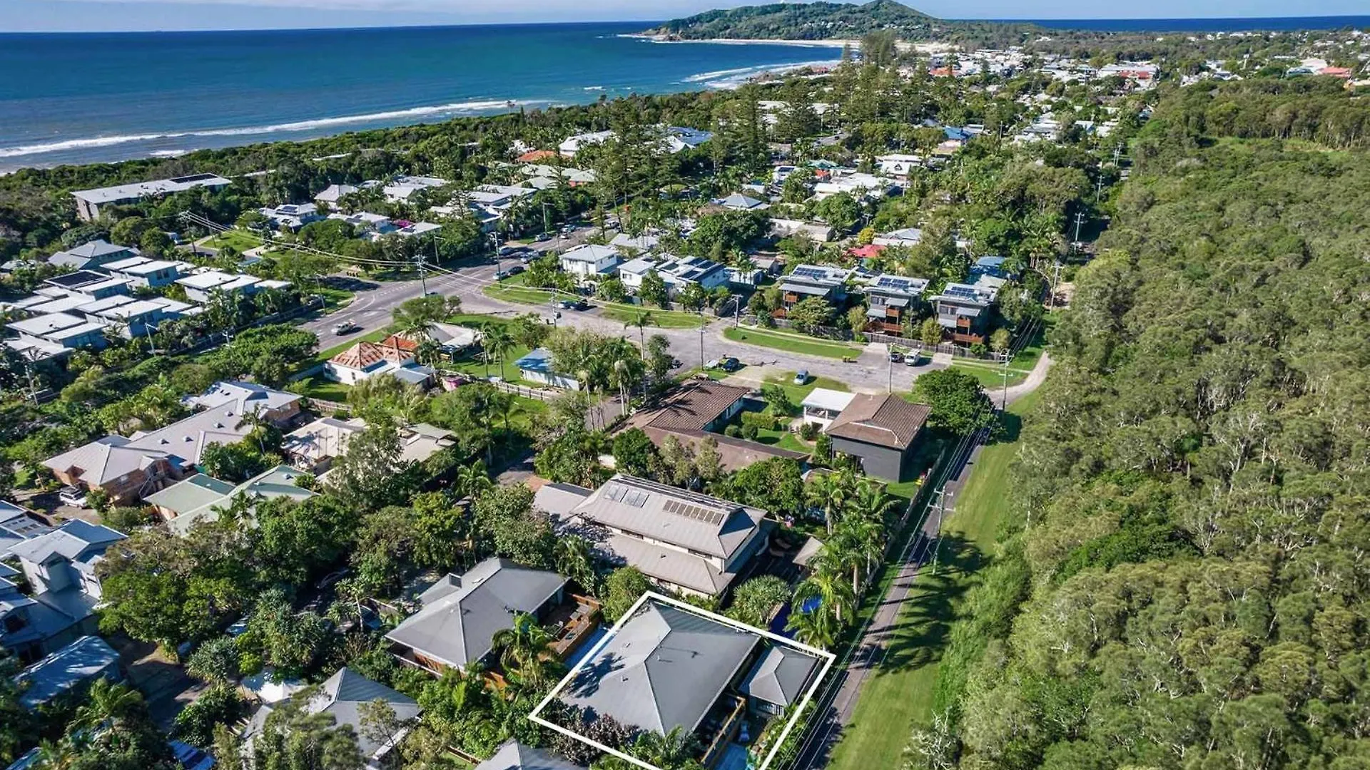 Holiday home Rubber Soul Villa Byron Bay Australia