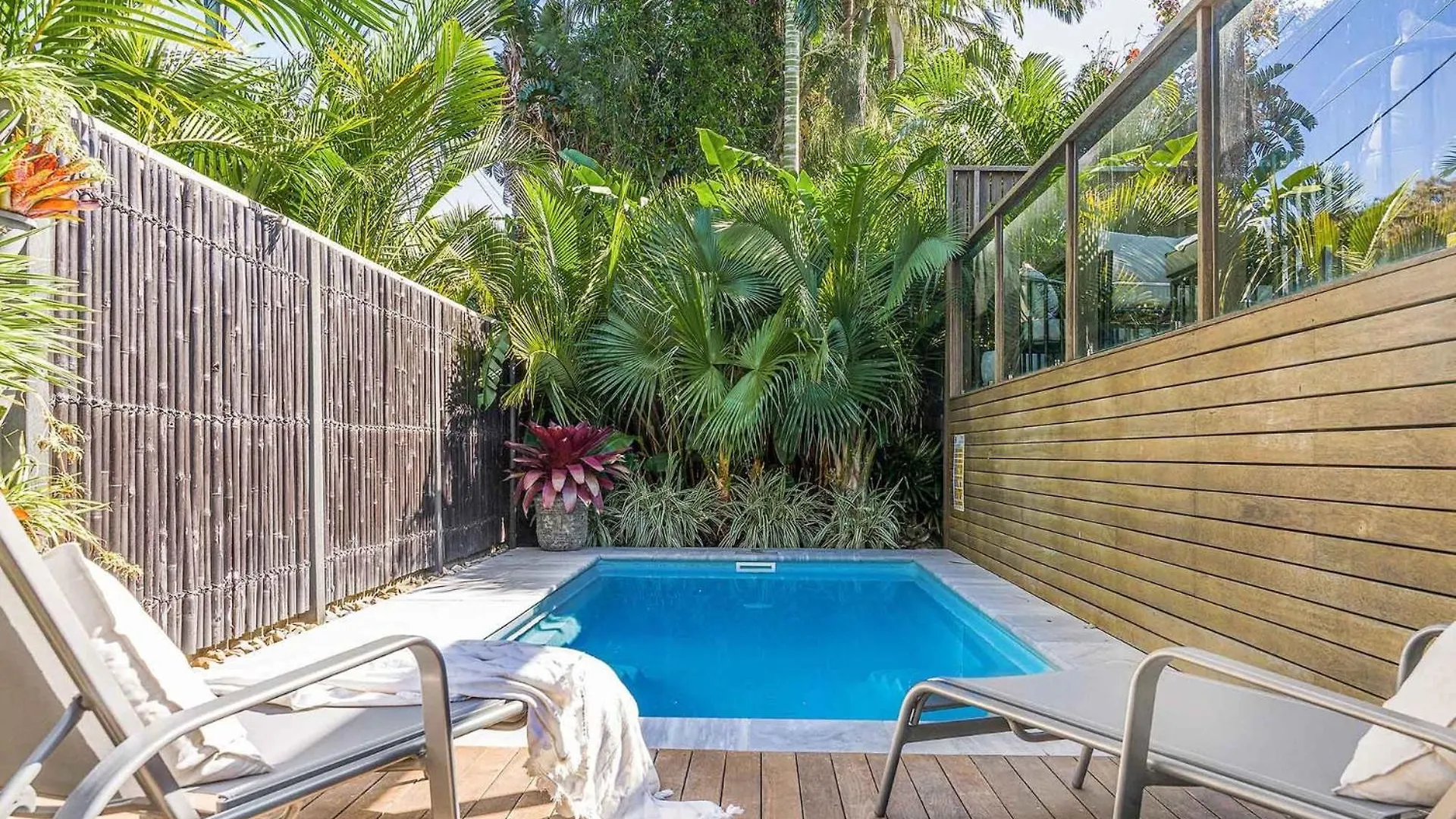 Rubber Soul Villa Byron Bay
