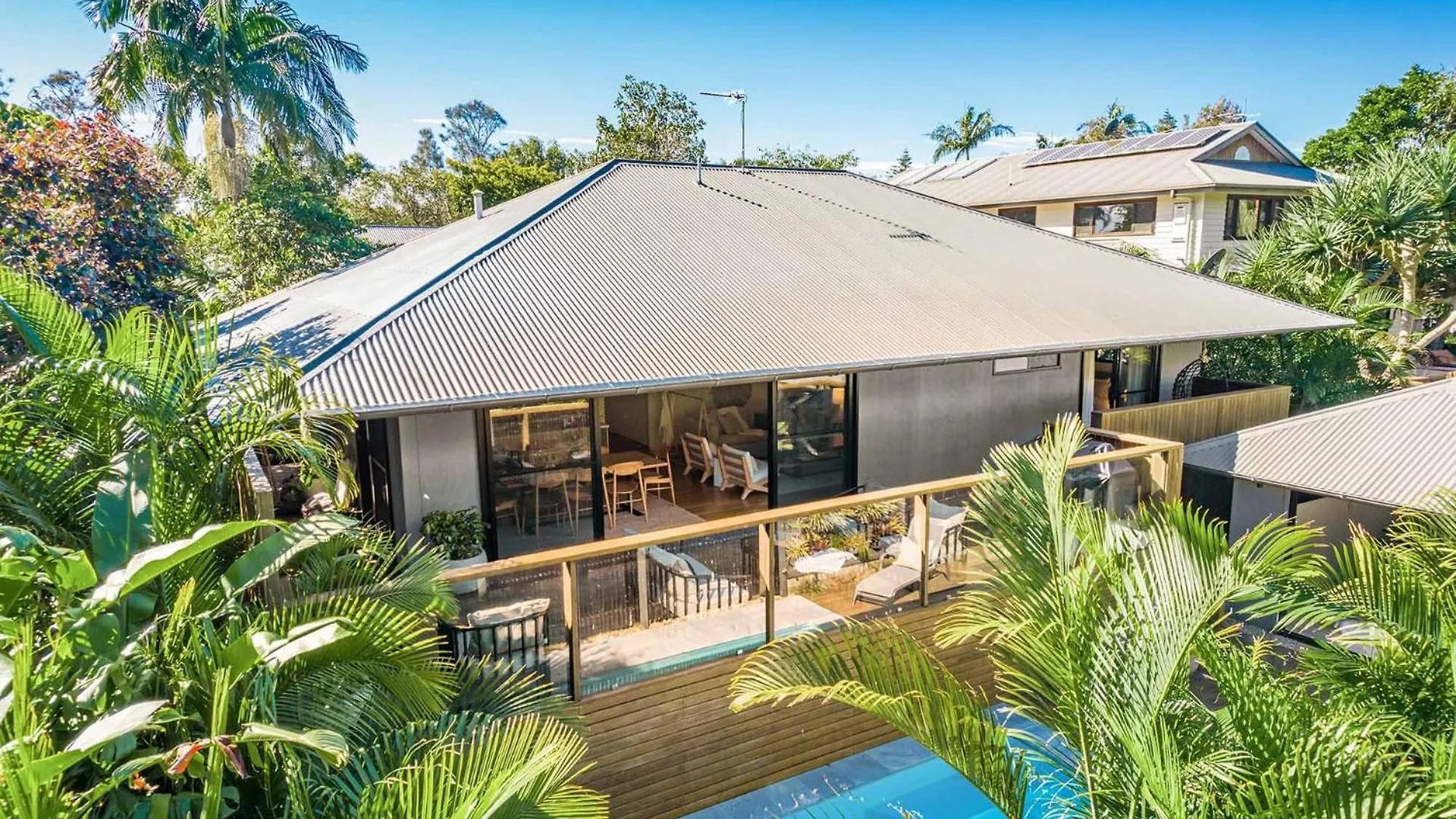 Rubber Soul Villa Byron Bay